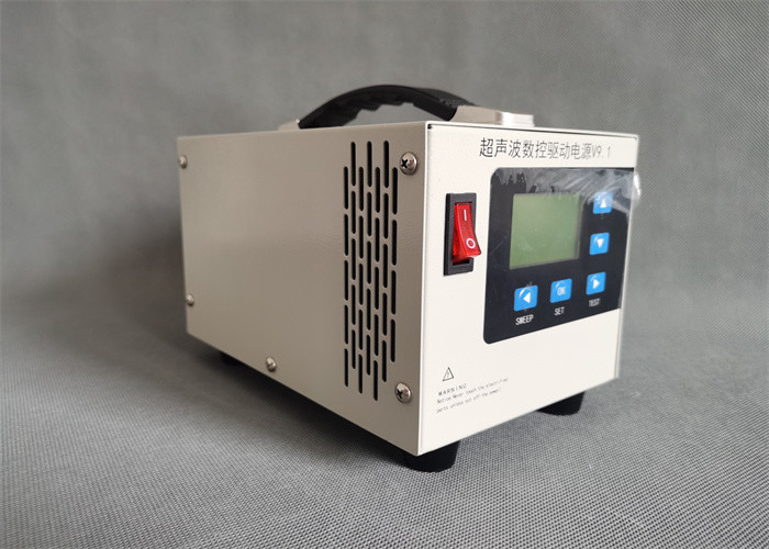 Digital 28Khz 800W Ultrasonic Wave Generator For Plasticity Materials