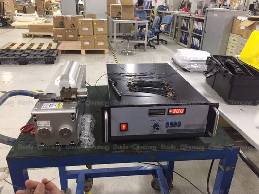 Terminale del connettore che salda il saldatrice ultrasonico del cavo dalla più nuova tecnologia ultrasonica di 20Khz 4000w