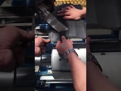 Macchina portatile ad alta frequenza per il taglio dei dolci ad ultrasuoni con lama sostitutiva